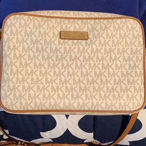 Michael Kors Cross Body